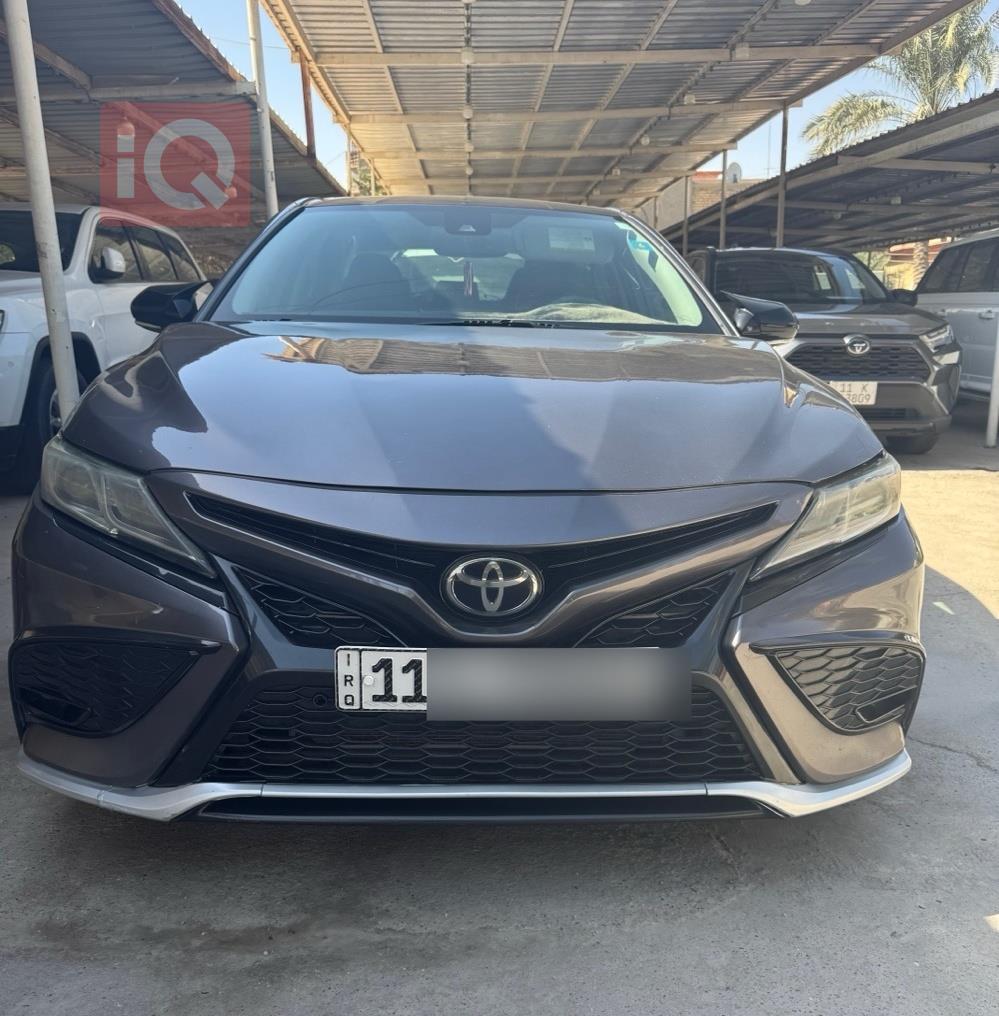 تۆیۆتا کامری